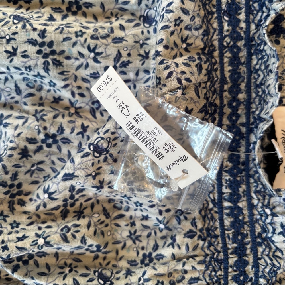 Madewell Navy and Cream Floral Blouse - Picture 3 of 6